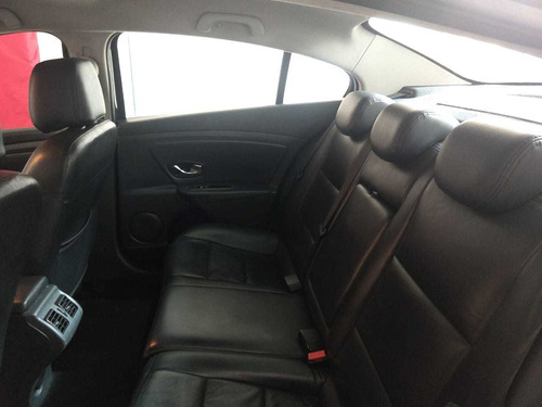 Renault Fluence 2.0 Dynamique Hi-flex 4p 2013