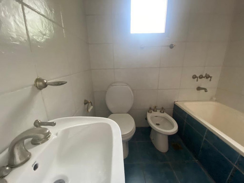 Casa Chalet En Venta Ubicado En Boulogne, San Isidro, G.b.a. Zona Norte