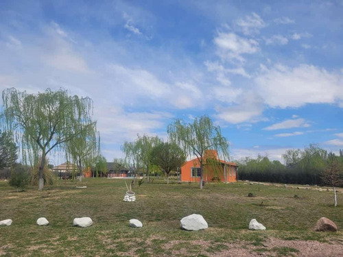 Complejo De Cabañas En Venta - 3 Ufs - Mendoza