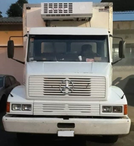Mercedes Benz 1215