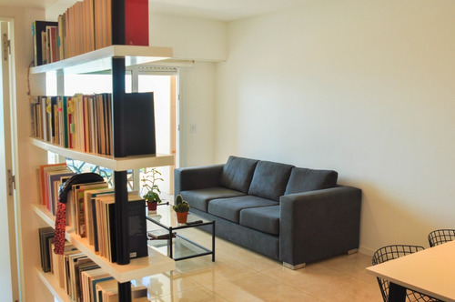 Varese! Edificio Maral 39! Dpto 2 Amb. Reciclado Y Equipado!