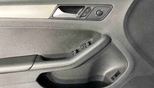 Imagen 8 de 15 de 114690 - Volkswagen Jetta 2017 Con Garantía