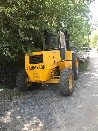 Tractoelevador 4x4