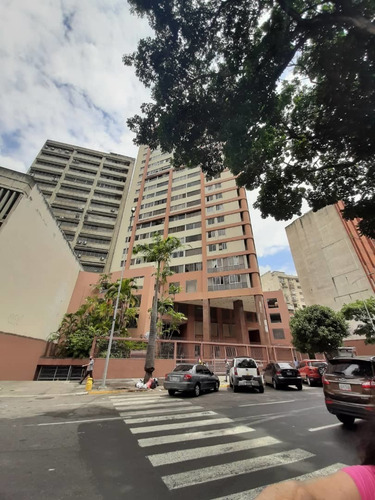 Imagen 13 de 14 de Edf Oasis Sabana Grande Apartamento En Venta Precio 38.000