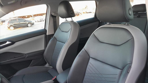 Volkswagen Taos 1.4 250 TSI TOTAL FLEX COMFORTLINE AUTOMÁTICO