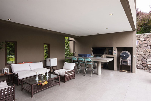 Venta De Casa Mediterránea En Bosques De Montemar