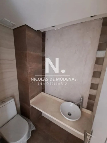 Departamento En Venta A Estrenar En Excelente Ubicación.