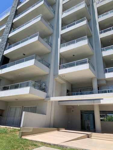 Imagen 10 de 17 de Departamento - El Palmar