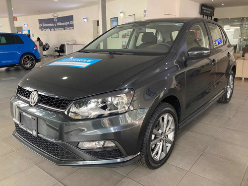 Imagen 4 de 8 de Volkswagen Polo 1.6 L4 Sound Manual At 2020