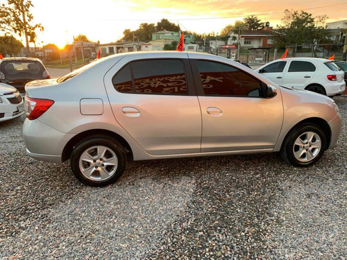 Renault Logan 2015 1.6 Privilége Plus105cv Flamante Y Al Dia