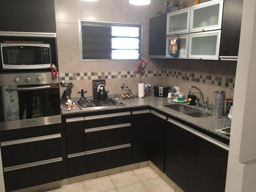 Ph Venta 2 Dormitorios 1 Baño 1 Lavadero 1 Patio Y Parrilla 114 Mts 2 Totales - La Plata