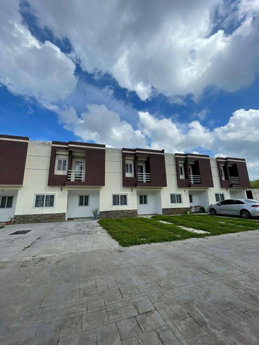 221000 Venta De Townhouse En El Manantial Naguanagua