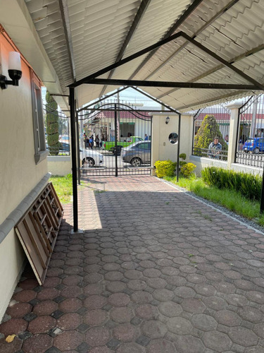 Se Vende Casa De 4 Recámaras En Ojo De Agua