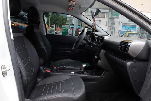 Citroën C4 Cactus 1.6 At