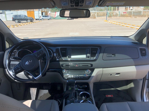 Imagen 20 de 25 de Kia Carnival 2.2 Crdi ¡excelente Oportunidad Por Su Estado!