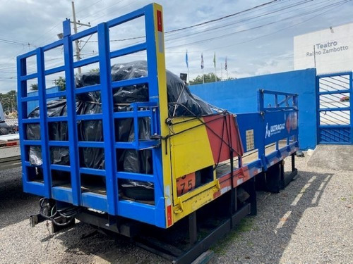 Carroceria De Ferro
