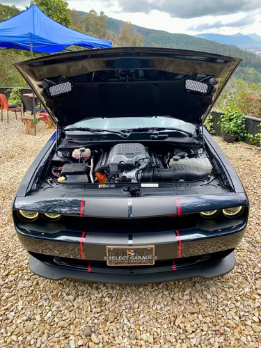 Dodge Challenger 707hp Hellcat