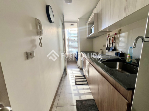 Departamento En Venta De 3 Dorm 2 Bañ 1 E 1 B. Metro Lo Vial