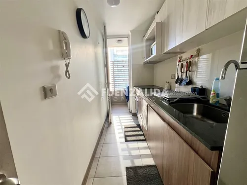Departamento En Venta De 3 Dorm 2 Bañ 1 E 1 B. Metro Lo Vial