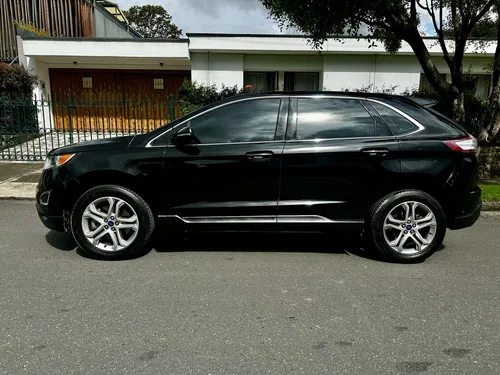 Ford Edge 3.5 Titanium