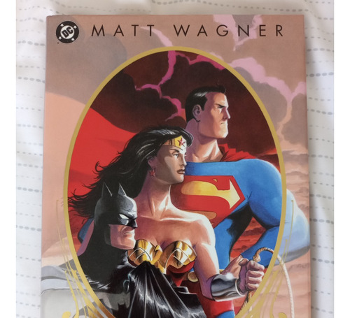 Dc Trinity Hardcover (superman Batman Wonder Woman)