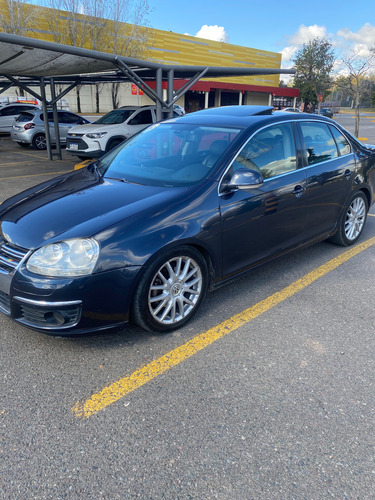 Volkswagen Vento 2.5 Luxury Tiptronic 170cv