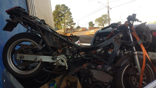 Imagem 3 de 11 de Suzuki Gsx750f Para Retirada De Peças(sucata)