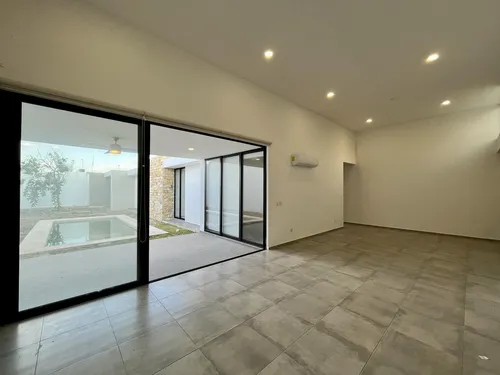 Casa De Una Planta En Venta En Mérida En Mirova, Dzityá