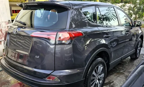 Toyota RAV4 2.5 Le At