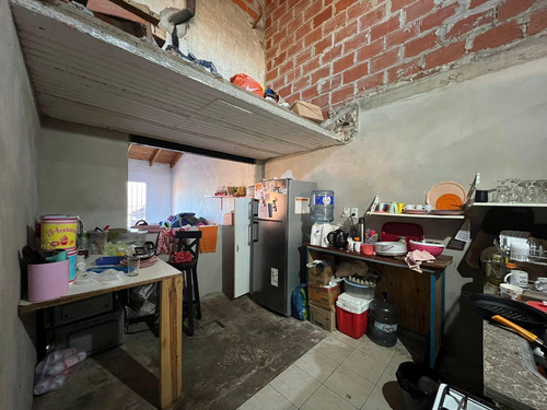Casa En Ezeiza - A Terminar - Amplio Lote