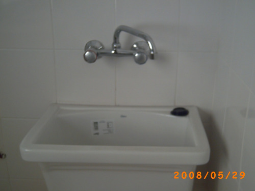 Piso 3 Amb Y 1/2 Con 2 Baños 2 Dorm Liv Y Cdor Diario Bcon Cochera Lav Paliere Priv Hidro Laqueado