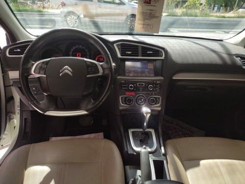 Imagem 8 de 9 de Citroën C4 Lounge 2014 2.0 Tendance Flex Aut. 4p