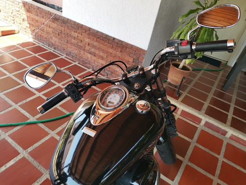 Imagen 5 de 8 de Yamaha Xvs Vstar 1100