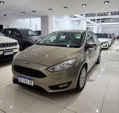 Ford Focus III 1.6 Sedan S