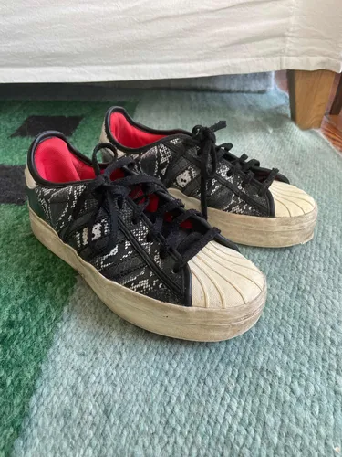 Chanclas top adidas leopardo