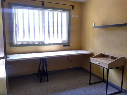 Imagen 4 de 6 de Moderno Departamento Semi Amueblado Con Espacios Amplios Y Excelente Ubicación