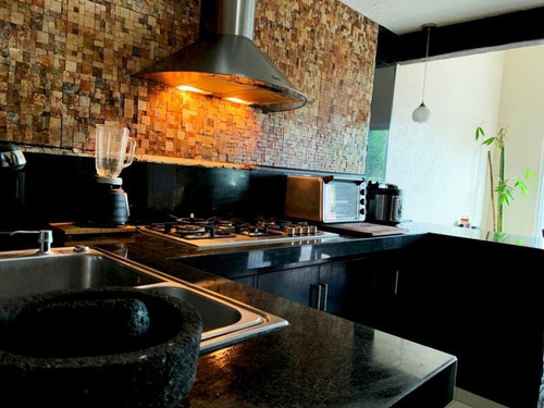 Imagen 2 de 12 de Casa Sola En Venta Av. Domingo Diez