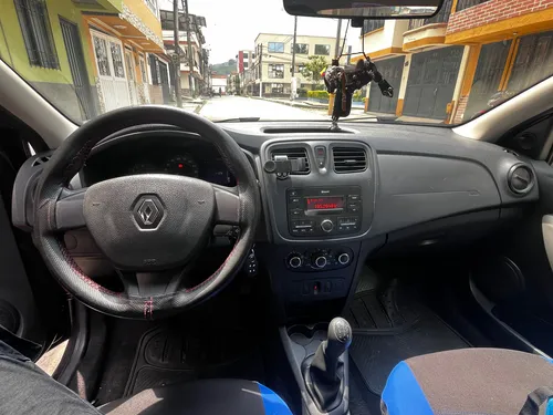 Renault Logan 1.6 Expression / Life +
