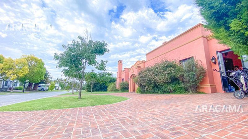 Imagen 6 de 30 de Casa En Venta En San Eliseo Golf Country - San Vicente