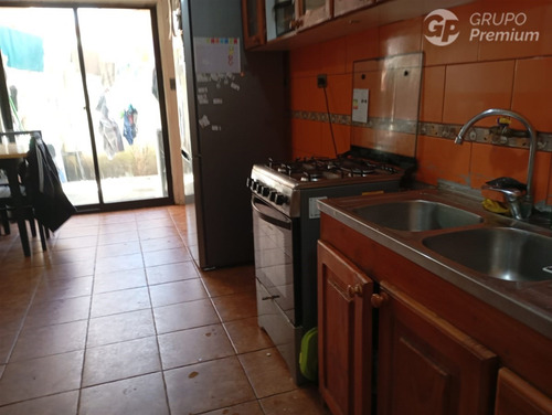 Casa En Venta De 4 Dorm. En Villarrica