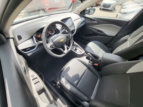 Chevrolet Onix plus 1.0 Lt