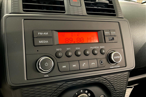 Nissan March 1.6 Sense At