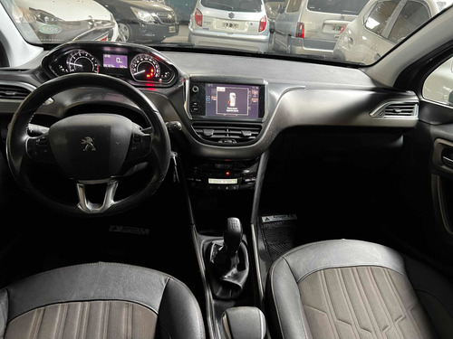 Imagen 7 de 18 de Peugeot 2008 2017 1.6 Feline