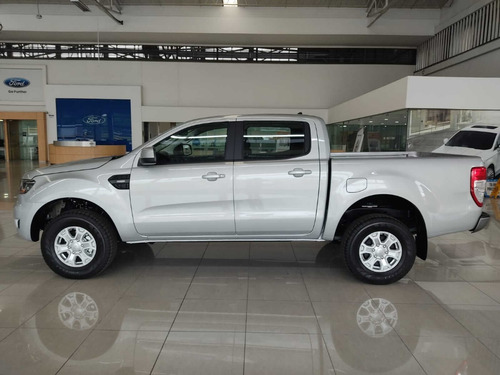 Imagen 4 de 14 de Ford Ranger Gasolina 4x2