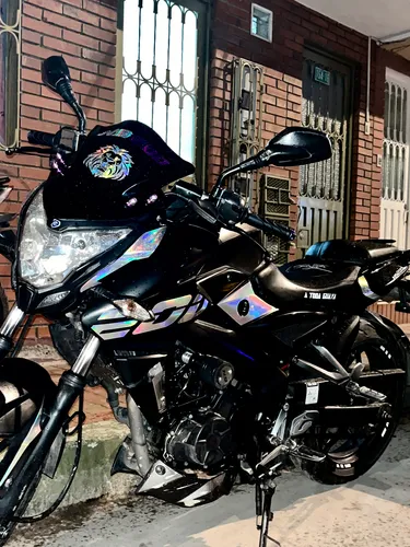 Vendo Pulsar Ns 200 Modelo 2019 Bien Cuidada