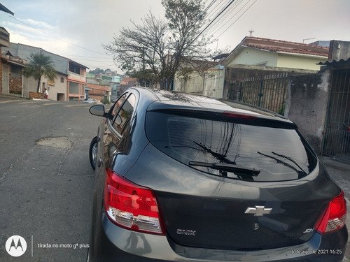 Imagem 3 de 13 de Chevrolet Onix 2018 1.0 Joy 5p
