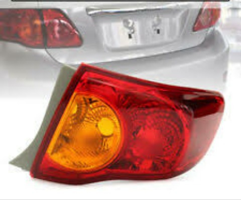 Mica Trasera O Stop Para Toyota Corolla 2009 A 2011