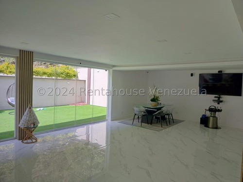 Bella Y Moderna Casa En Venta Mls 25-4489 Santa Paula