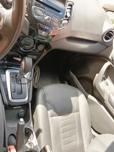 Ford Fiesta 1.6 Hatchback Titanium