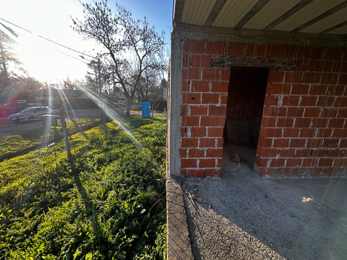 Casa Quinta A Terminar En Amplio Terreno Villa Rosa